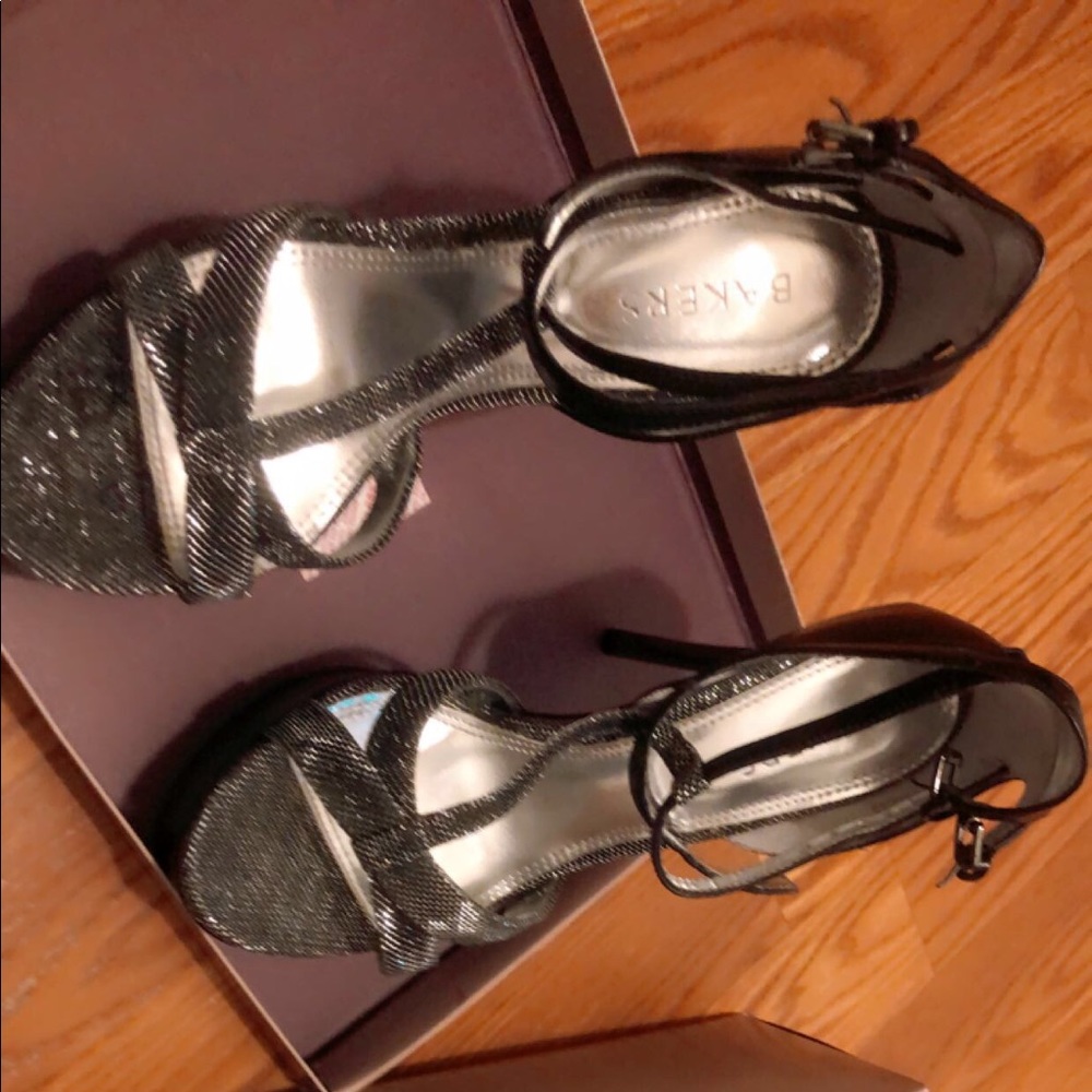 Bakars women heels